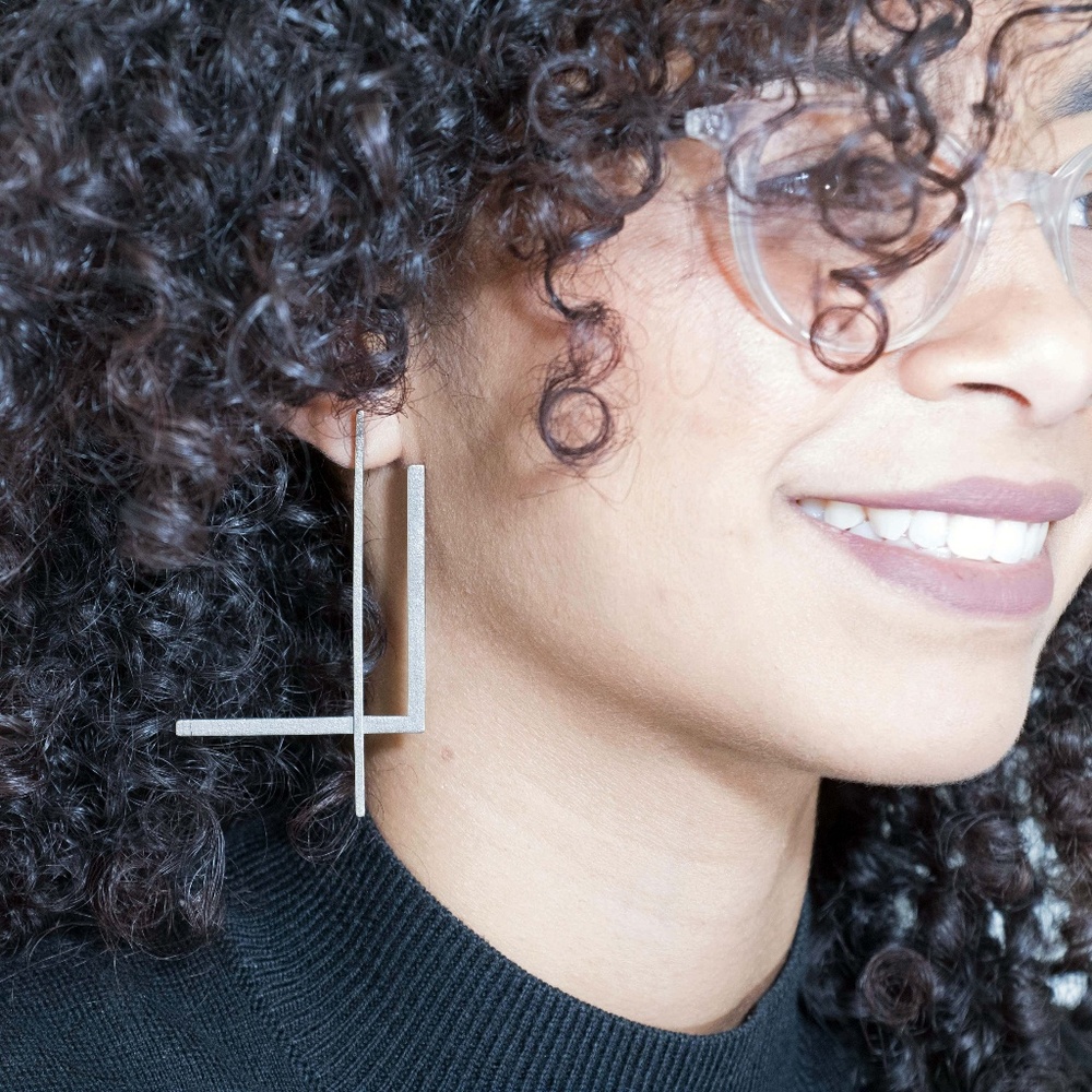 cudobleu _ metal 3d printed asymmetrical earring